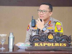 PSU, Lima April Brimob Siaga di Toili dan Simpang Raya