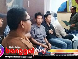 Diduga Cemarkan Nama Baik, Kades Padang Dilaporkan ke Polisi