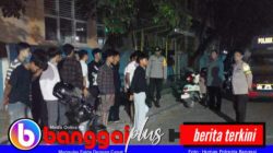 Nongkrong Hingga Larut dan Konsumsi Miras, Kelompok Pemuda di Halte SMPN 3 Luwuk Dibubarkan Polisi